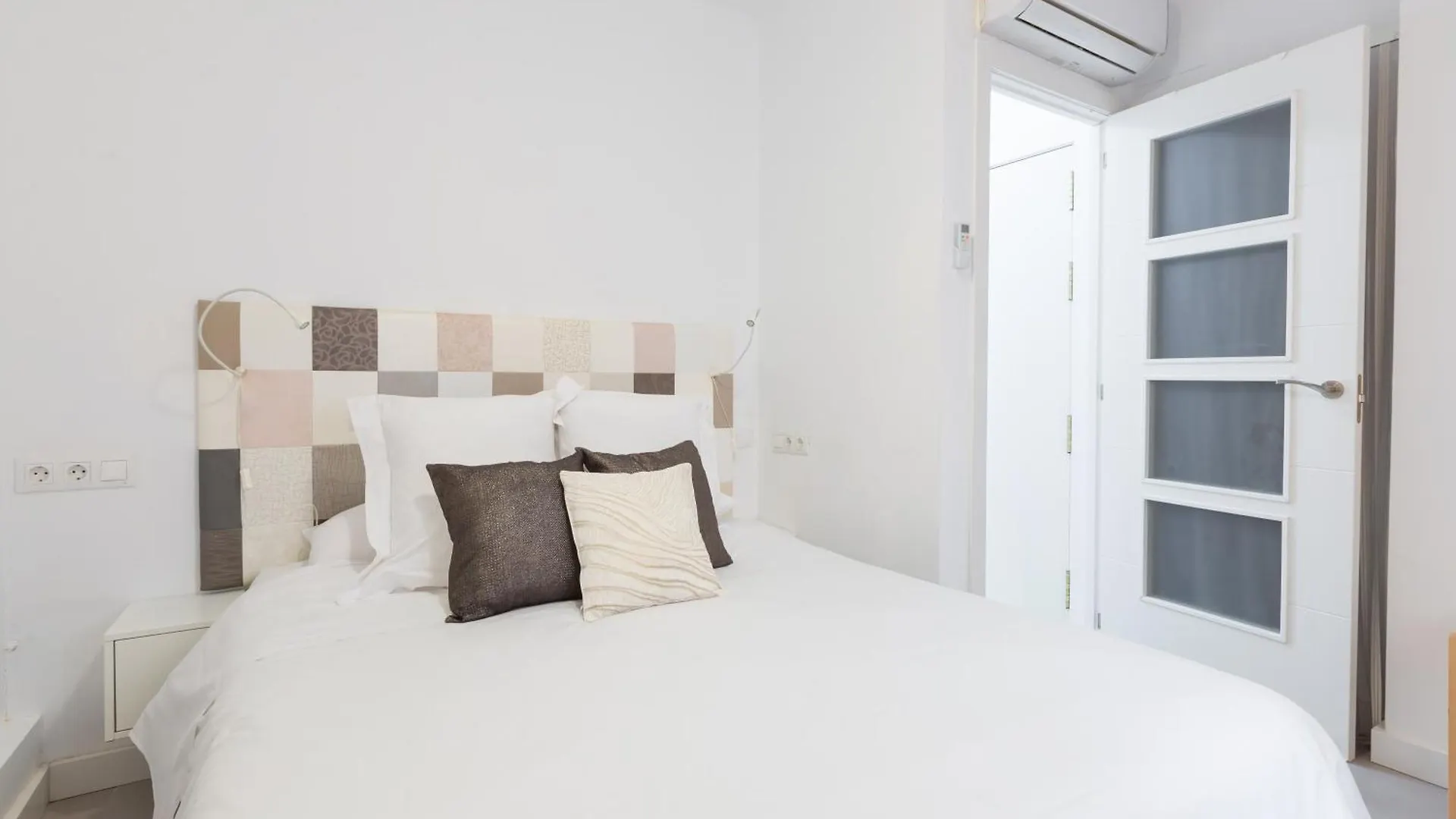 Santa Lucia - 1 Bedroom Apartment In The Heart Of The City Centre Málaga