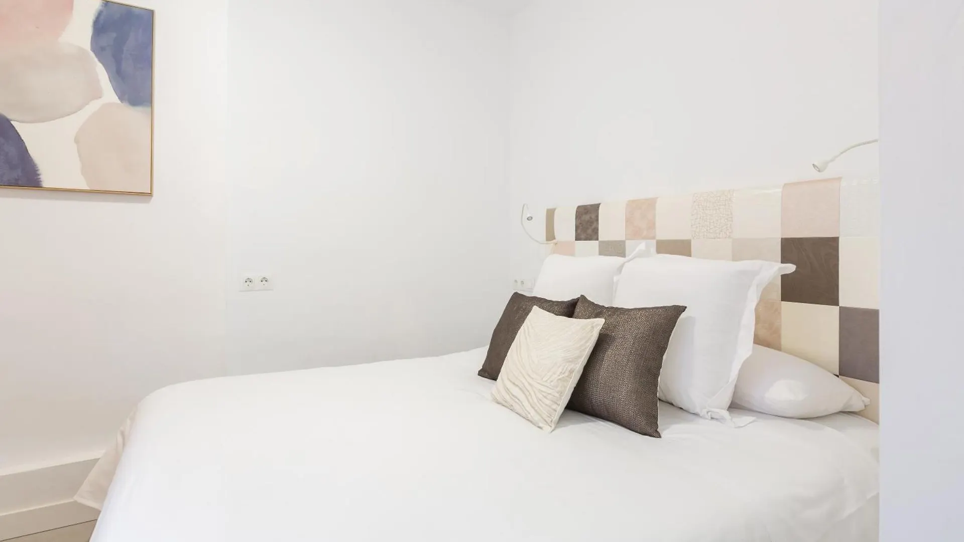 Santa Lucia - 1 Bedroom Apartment In The Heart Of The City Centre Malaga 0*,