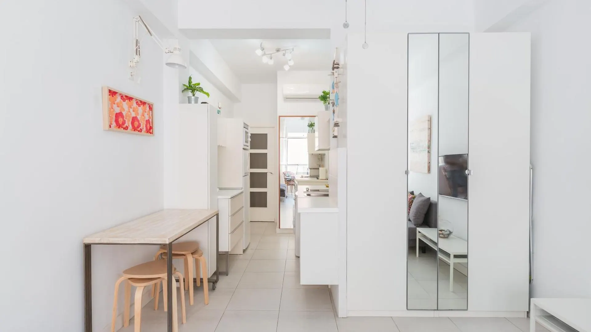 Santa Lucia - 1 Bedroom Apartment In The Heart Of The City Centre Malaga
