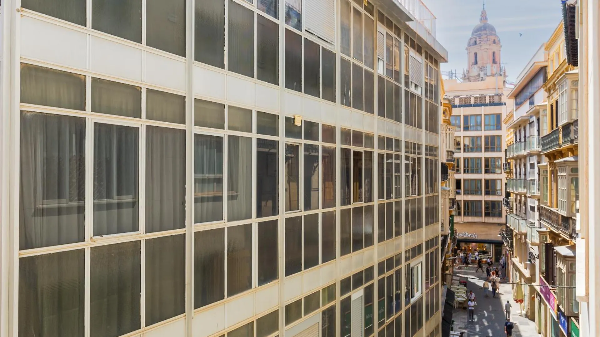 Santa Lucia - 1 Bedroom Apartment In The Heart Of The City Centre Malaga 0*,
